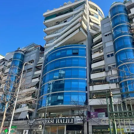 Tirana’s Apartament Apartment